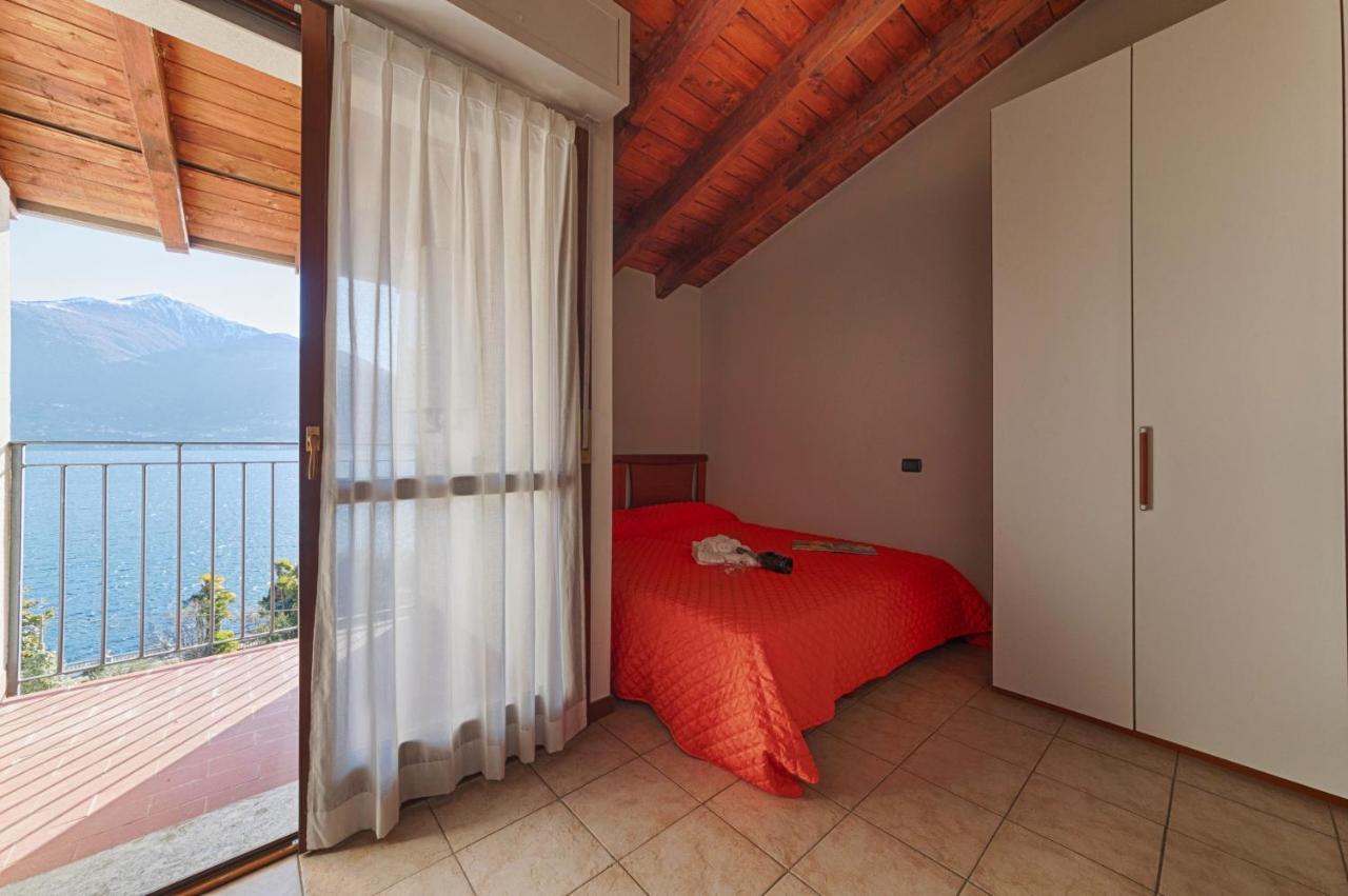 2-Bedroom Lakeview Apartment At The Lake Acquaseria Εξωτερικό φωτογραφία