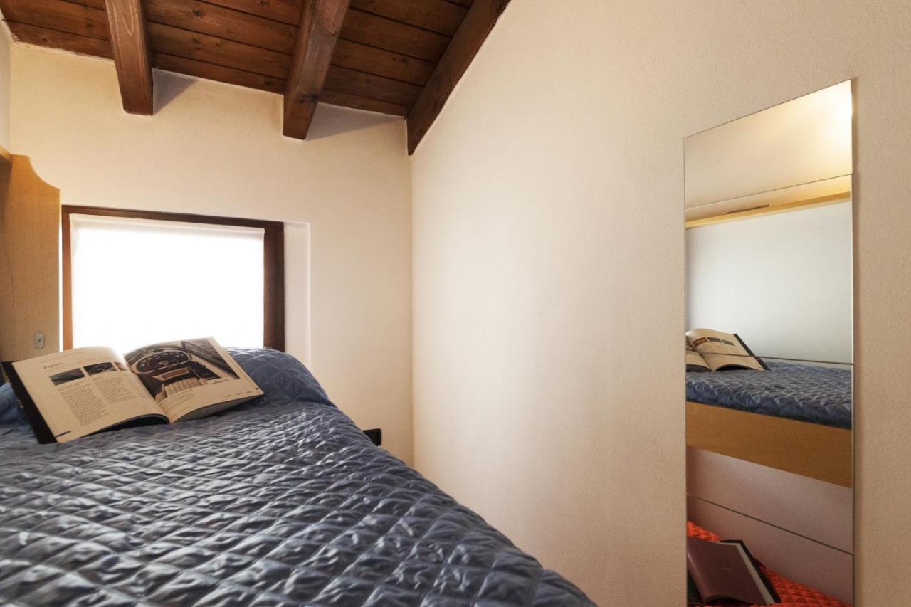 2-Bedroom Lakeview Apartment At The Lake Acquaseria Εξωτερικό φωτογραφία